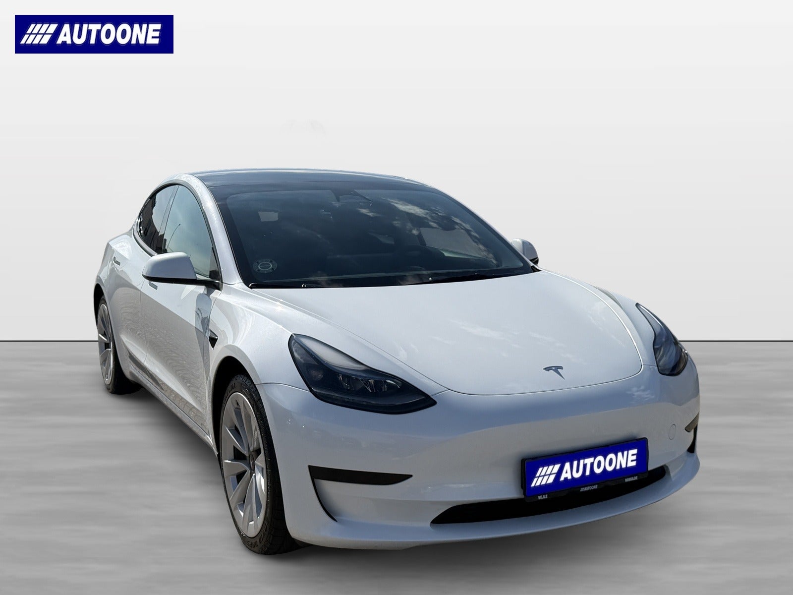 Billede af Tesla Model 3  Standard Range+ RWD