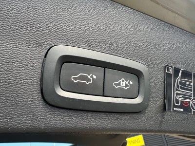 Volvo XC40 P6 ReCharge Pro