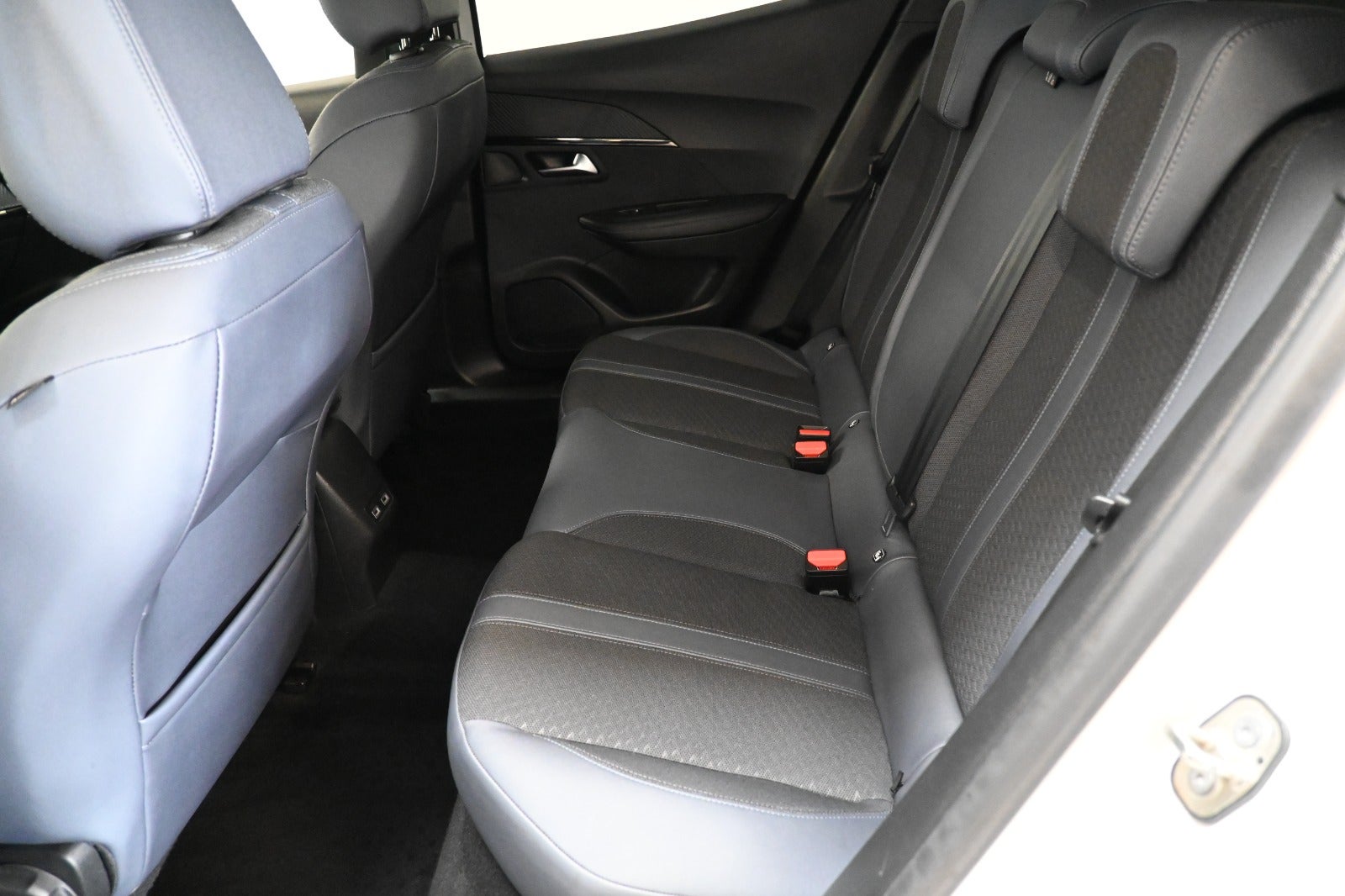 Peugeot 2008 PureTech 130 Evolution