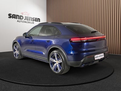Porsche Macan 4