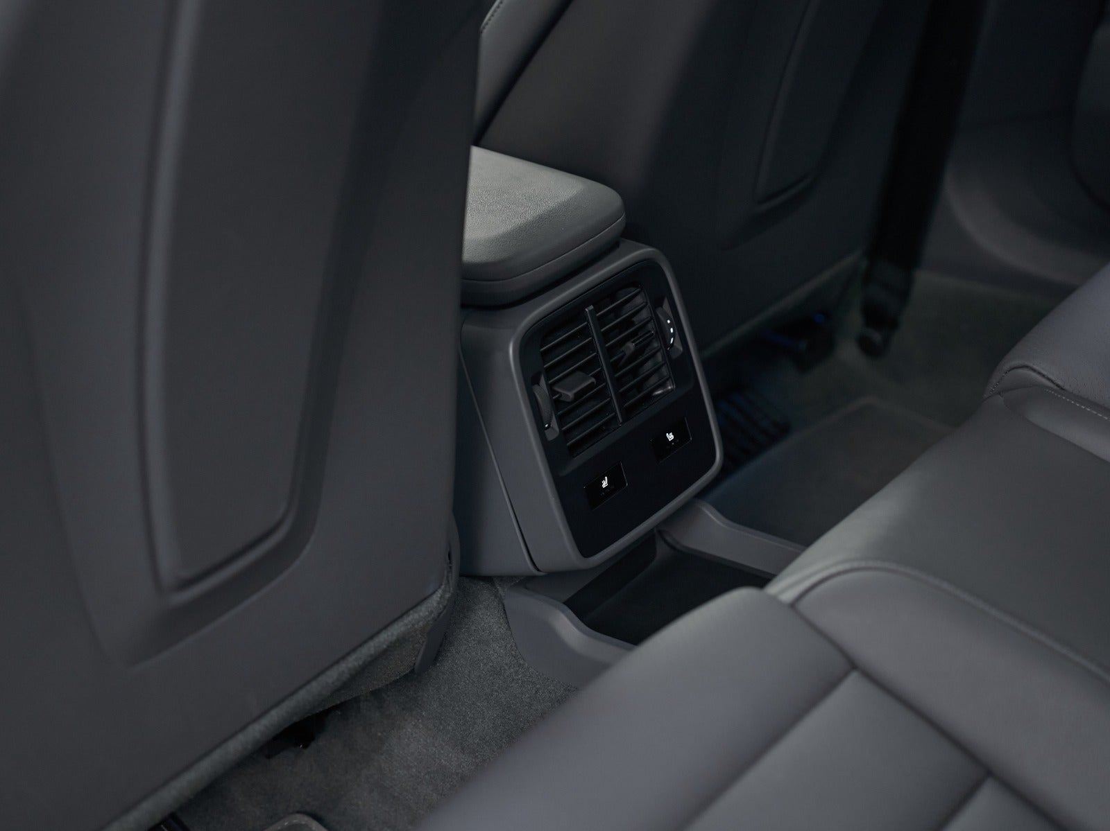 Gallery image 13 of 18