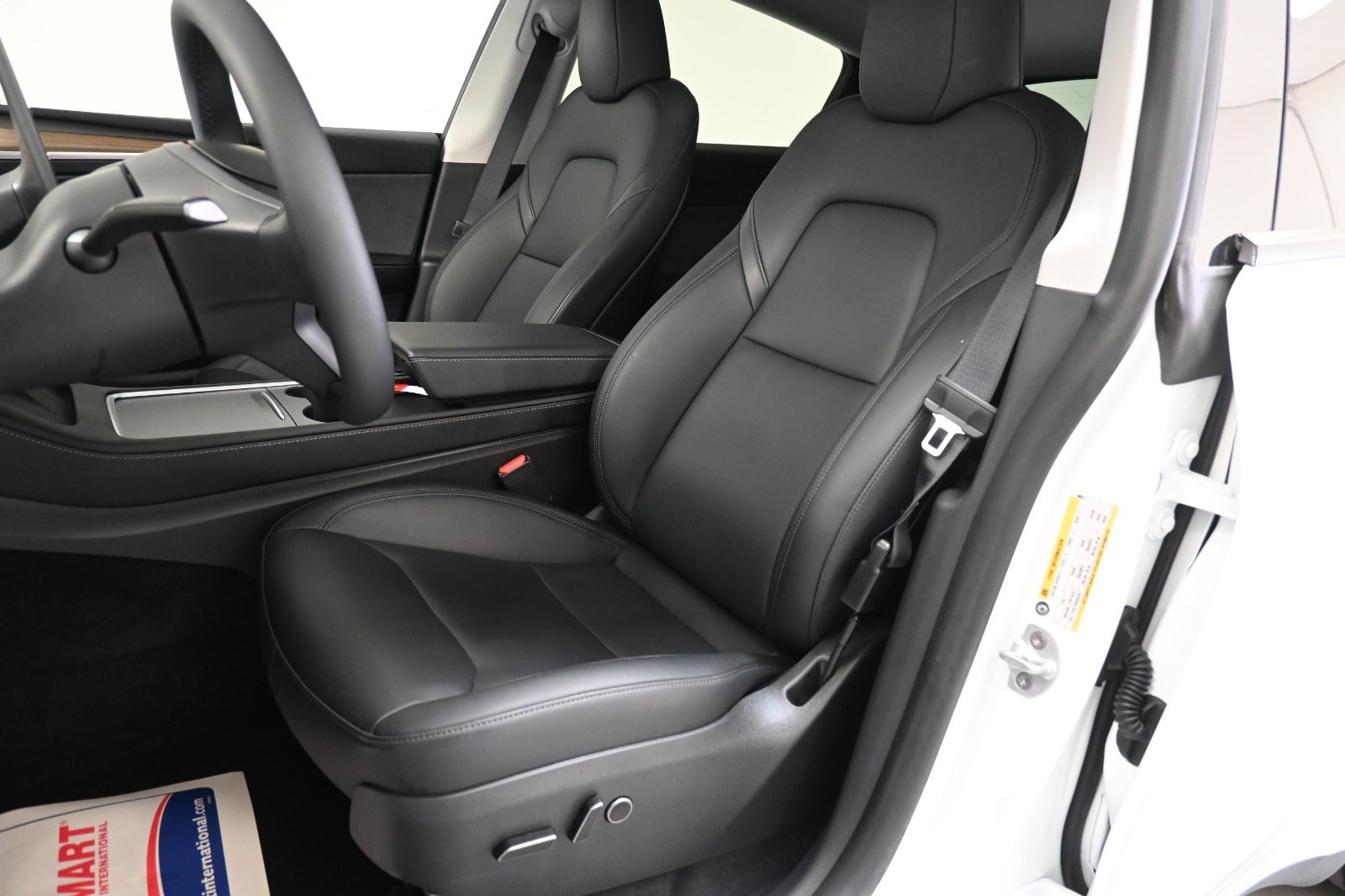 Tesla Model Y Long Range RWD