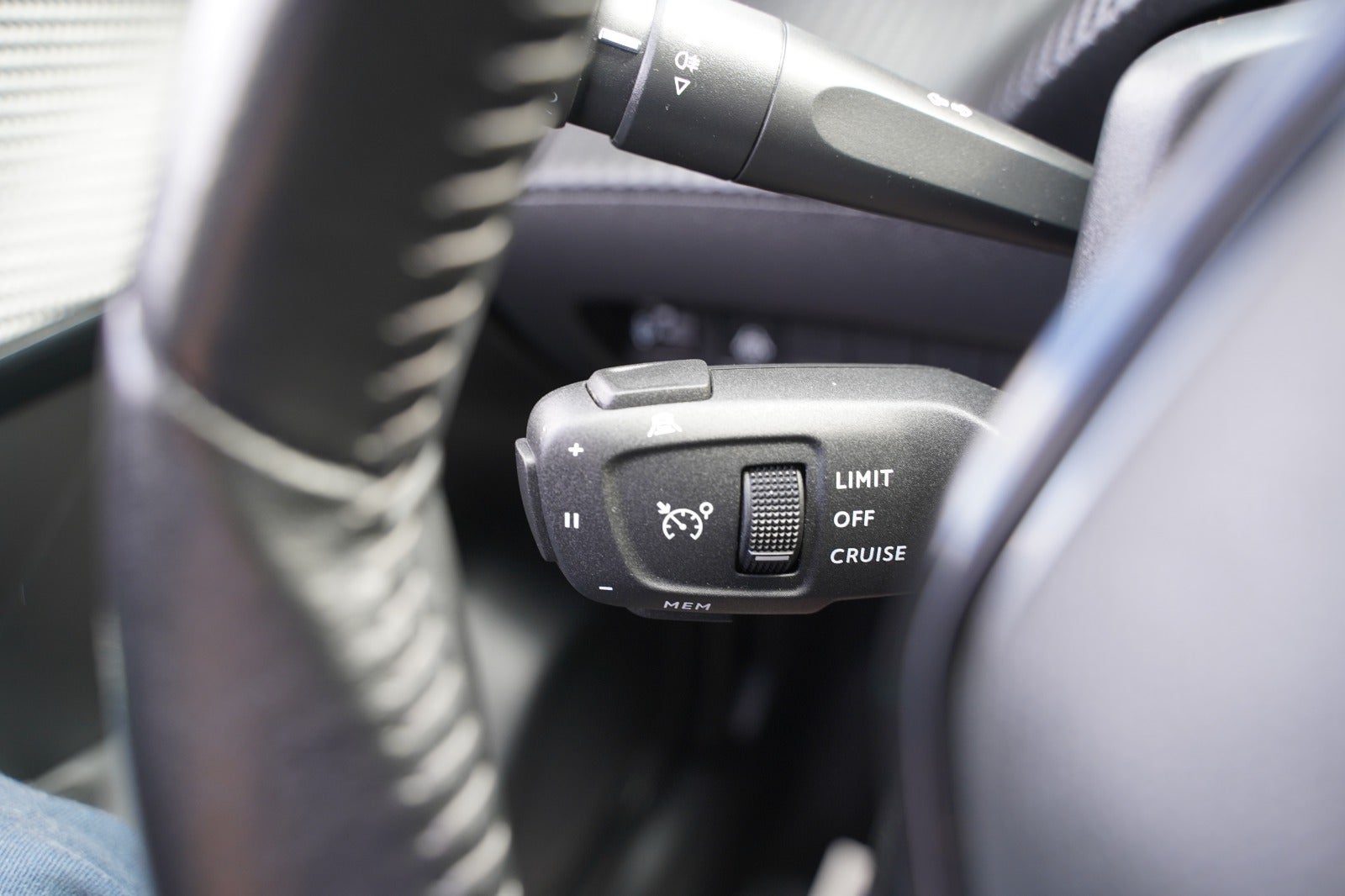 Billede af Peugeot 208 1,2 PureTech 100 Allure Sky