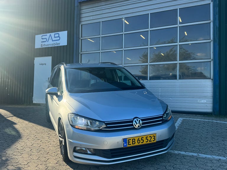 VW Touran TDi 150 Highline DSG Van