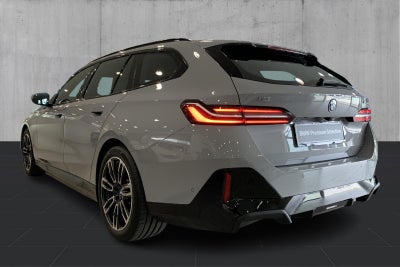 BMW i5 eDrive40 Touring M-Sport - 2