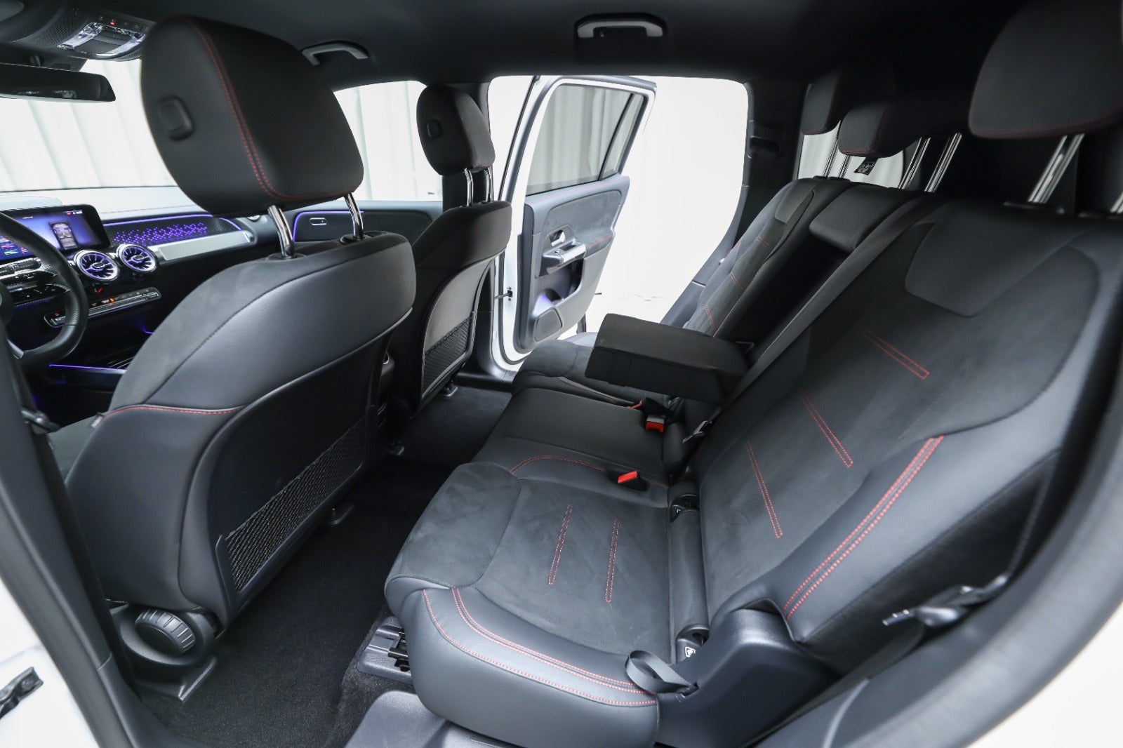 Mercedes-Benz EQB 250+ (5/8)