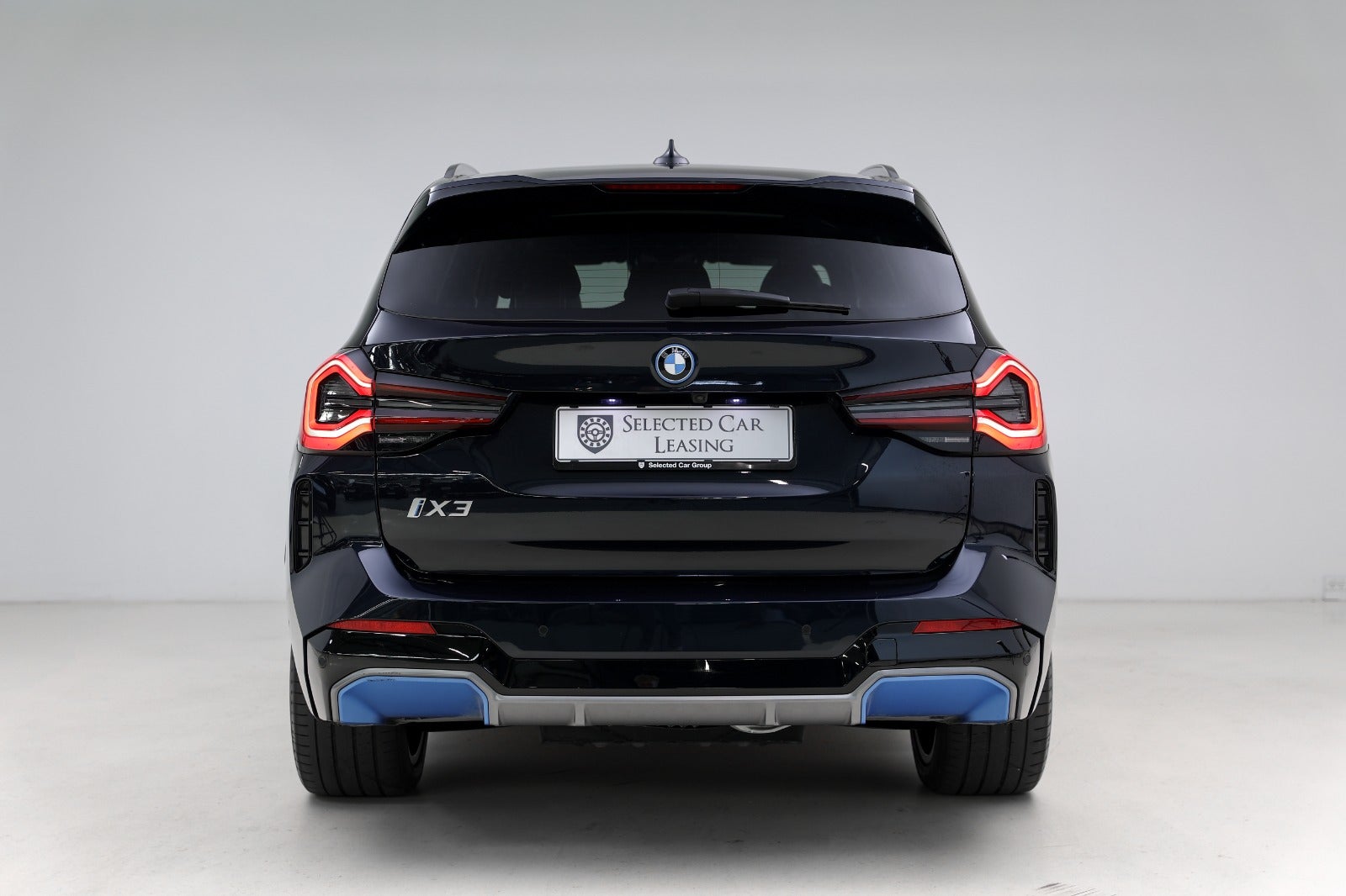 BMW iX3 Charged Plus M-Sport