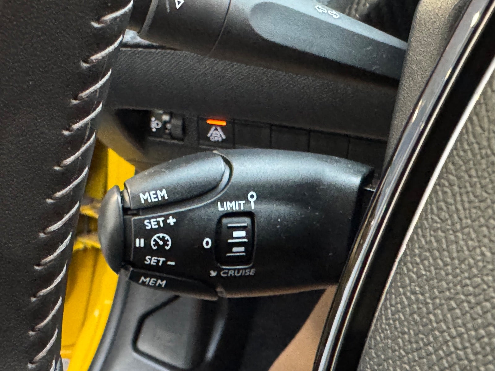 Billede af Peugeot 208 1,2 PureTech 100 Allure Grand