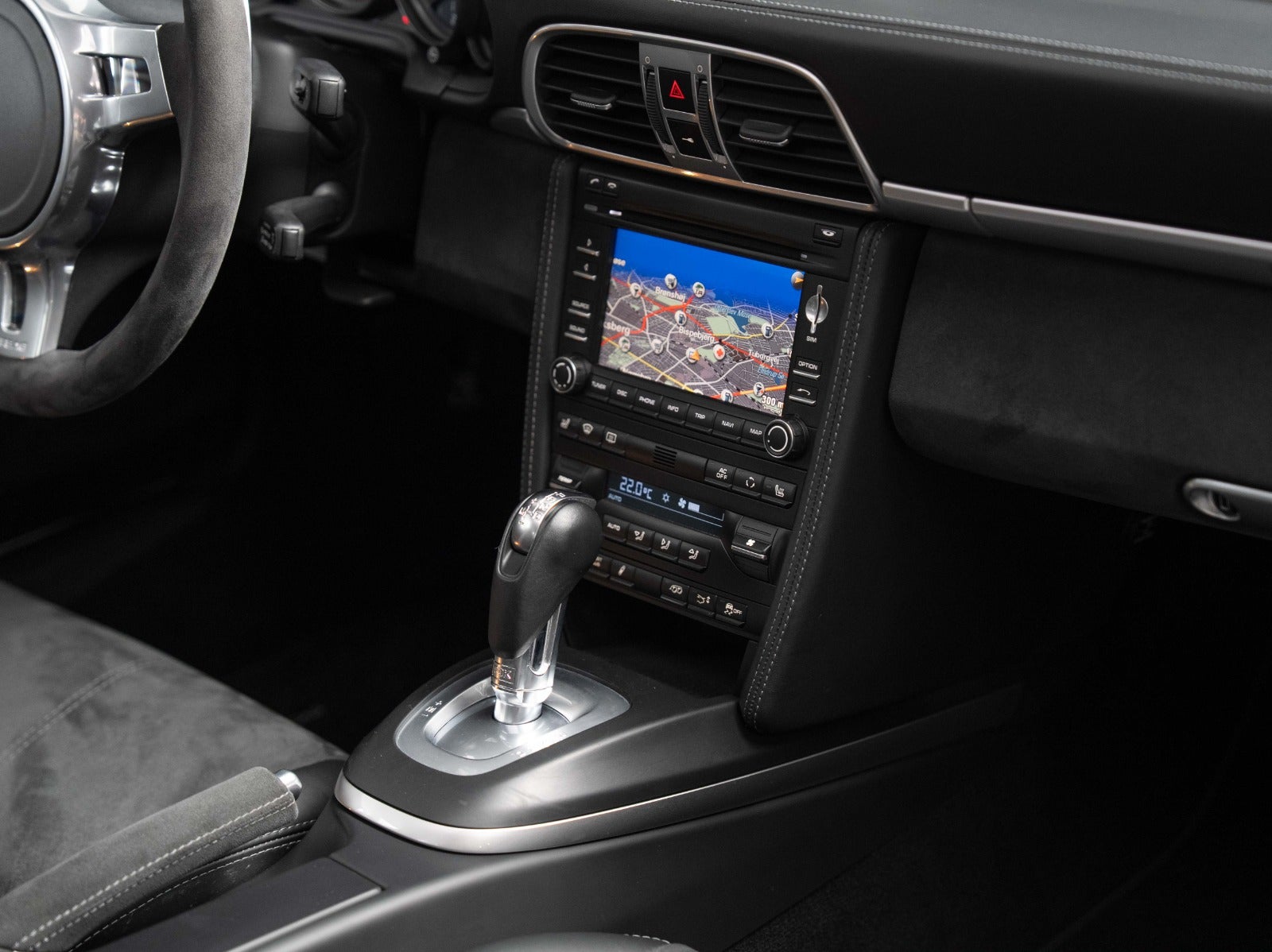 Gallery image 17 of 18