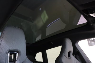 BMW iX xDrive40 Fully Charged