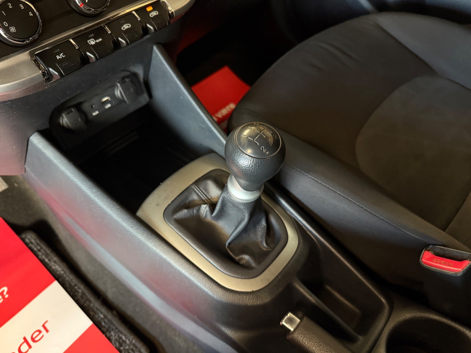 Kia Rio CVVT Style+