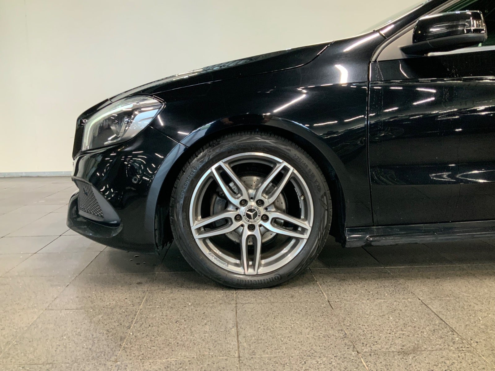 Mercedes-Benz A 200 (4/8)