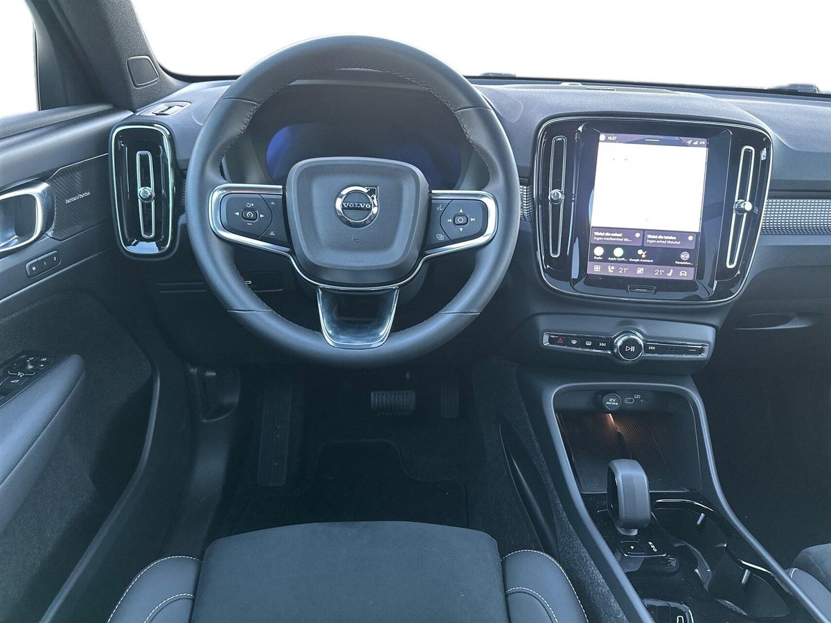 Volvo EX40 Extended Range Black Edition billede 9