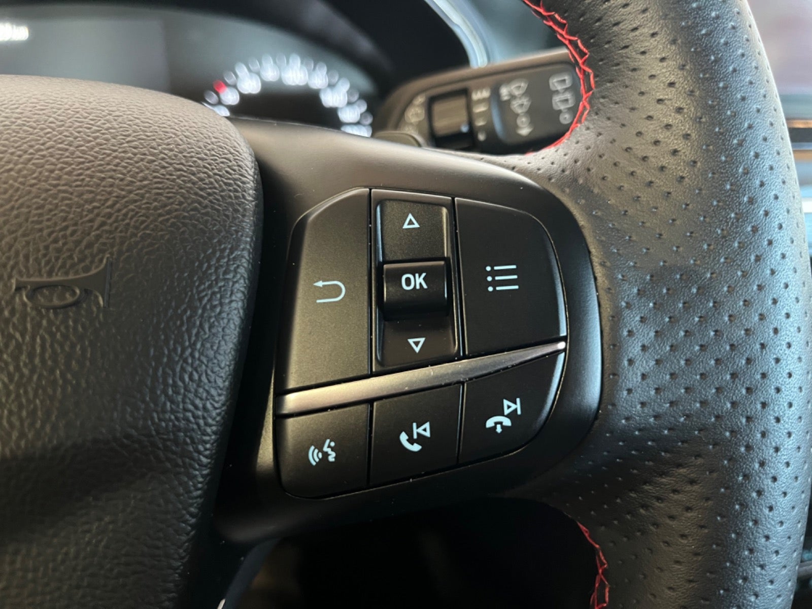 Ford Focus EcoBoost ST-Line stc. aut.