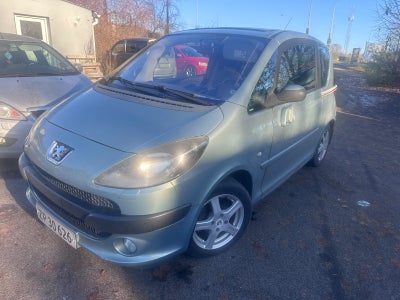 Peugeot 1007 1,6 Sporty 2-tr. 3d