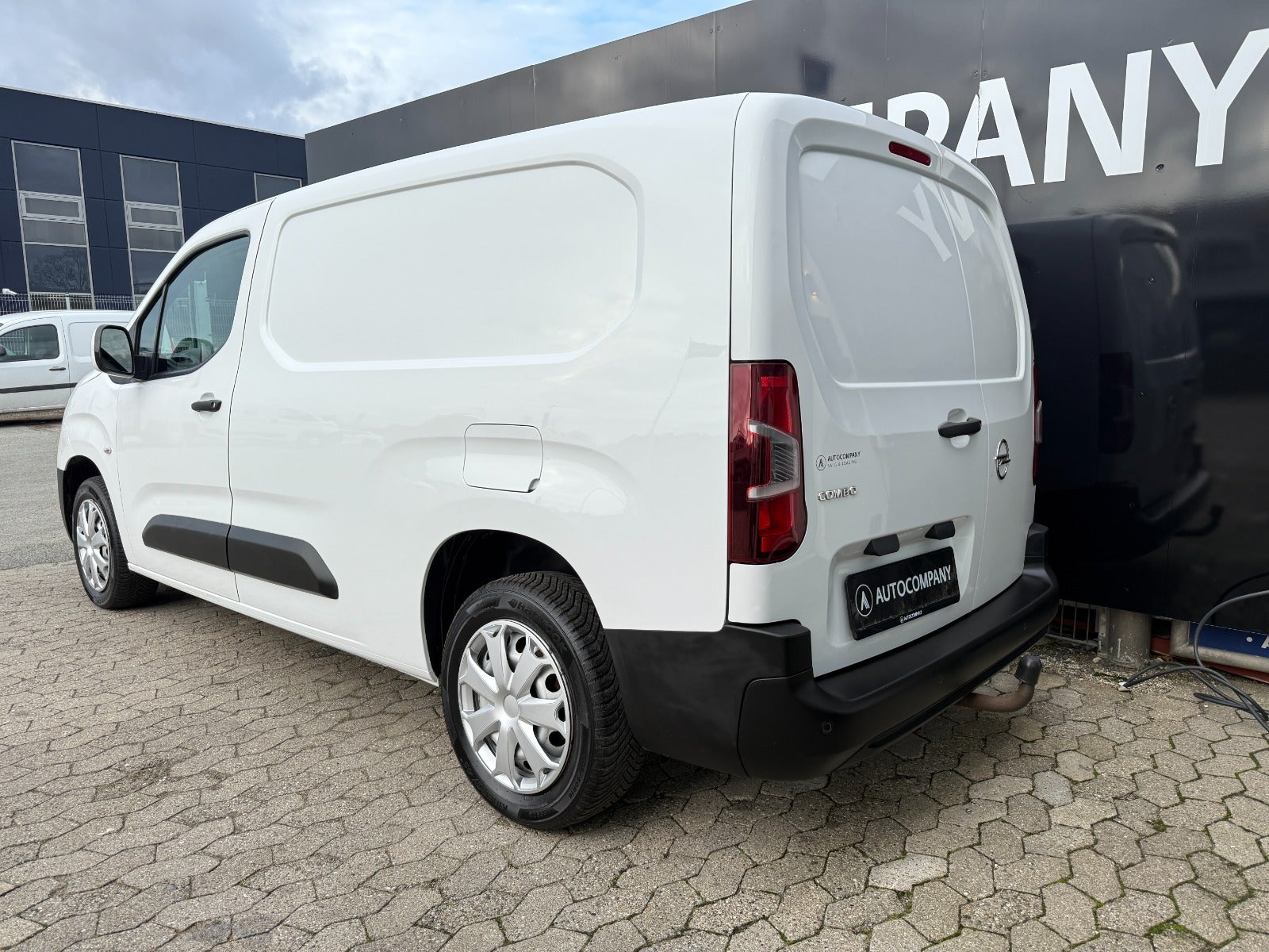 Opel Combo D 102 Enjoy L2V2