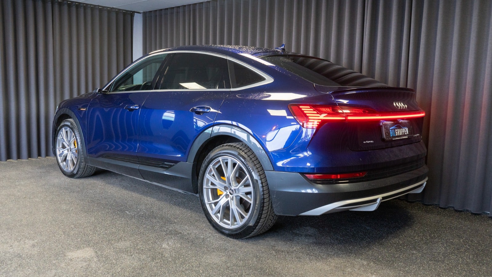 Billede af Audi e-tron 55 S-line Sportback quattro