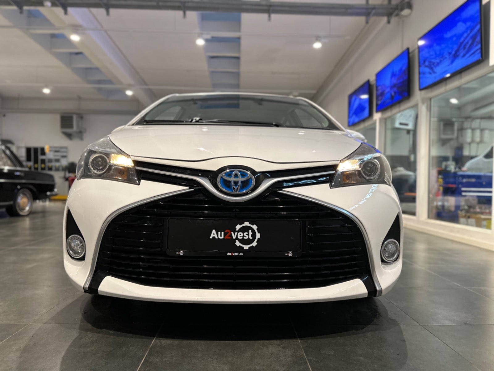 Toyota Yaris 2016