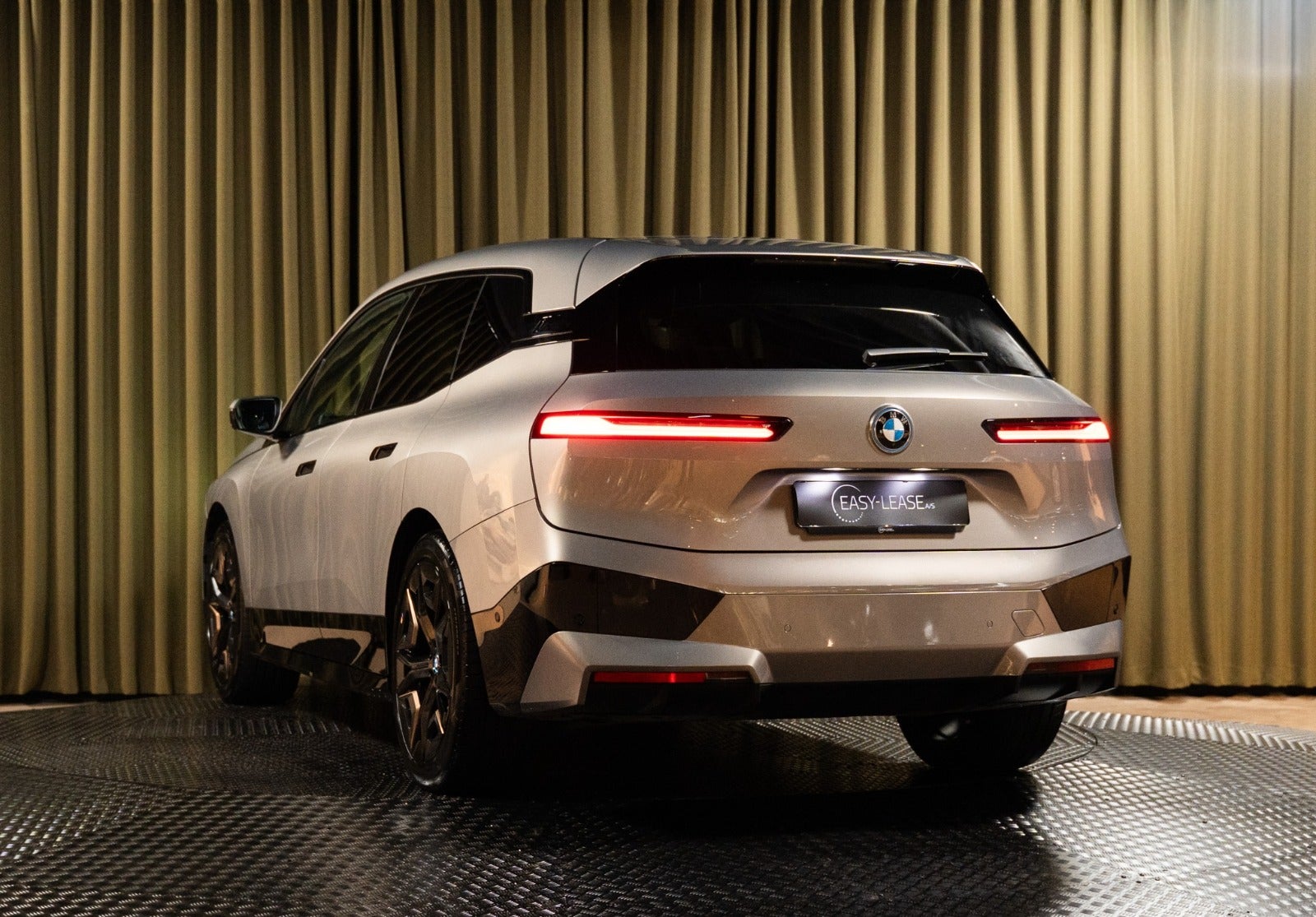 Billede af BMW iX  xDrive40