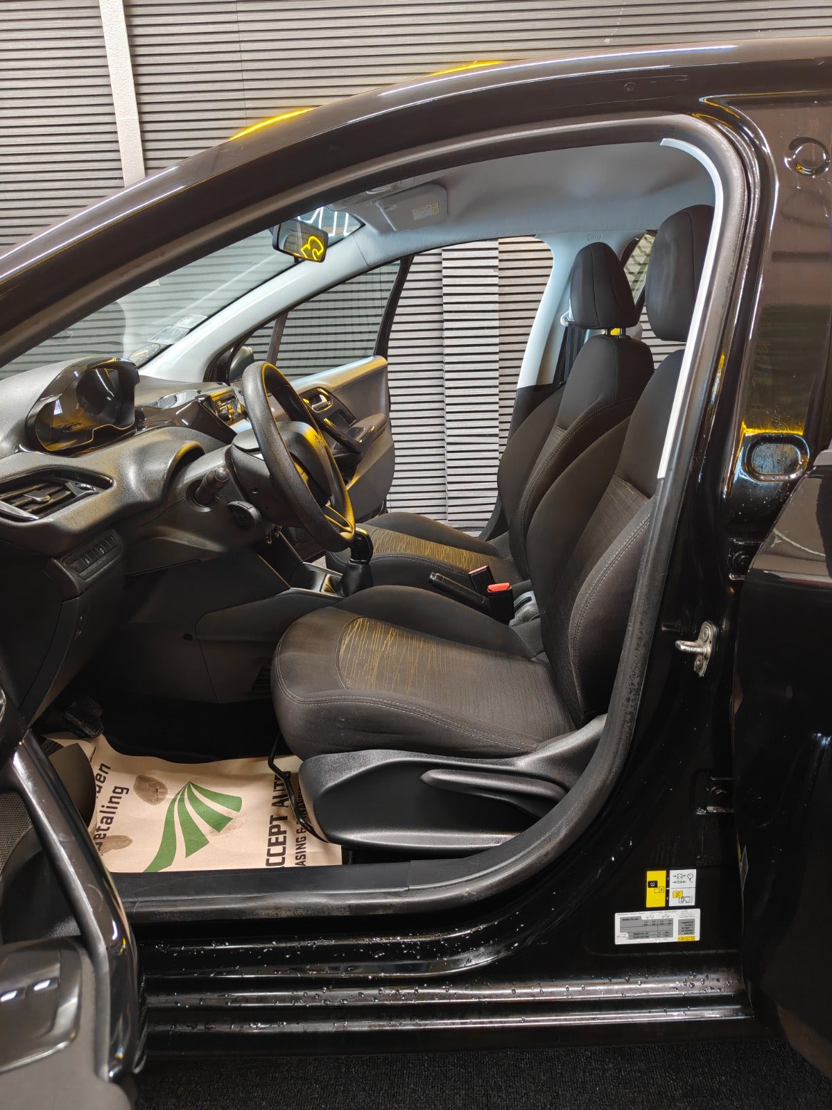 Billede af Peugeot 208 1,0 VTi Access