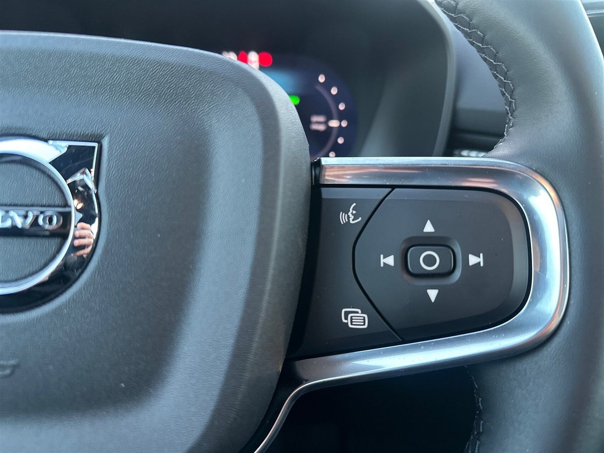 Volvo EX40 Extended Range Black Edition billede 17