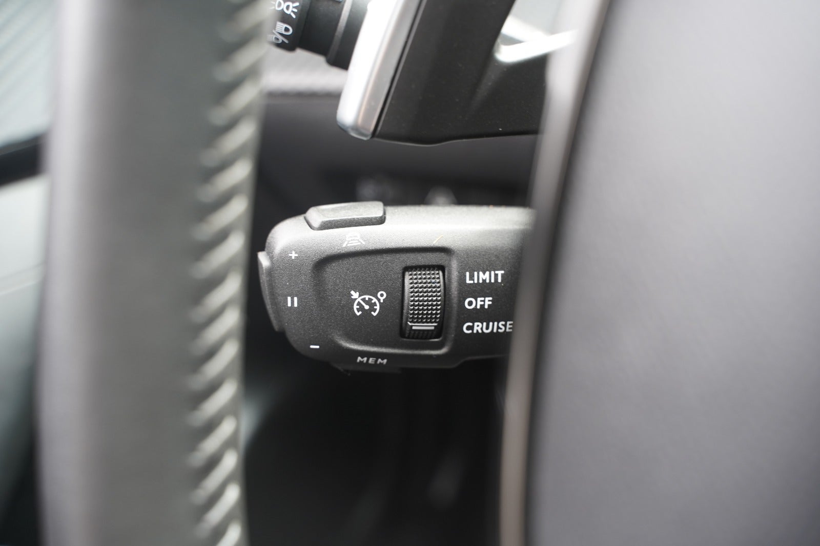 Billede af Peugeot 2008 1,2 PureTech 130 Allure EAT8