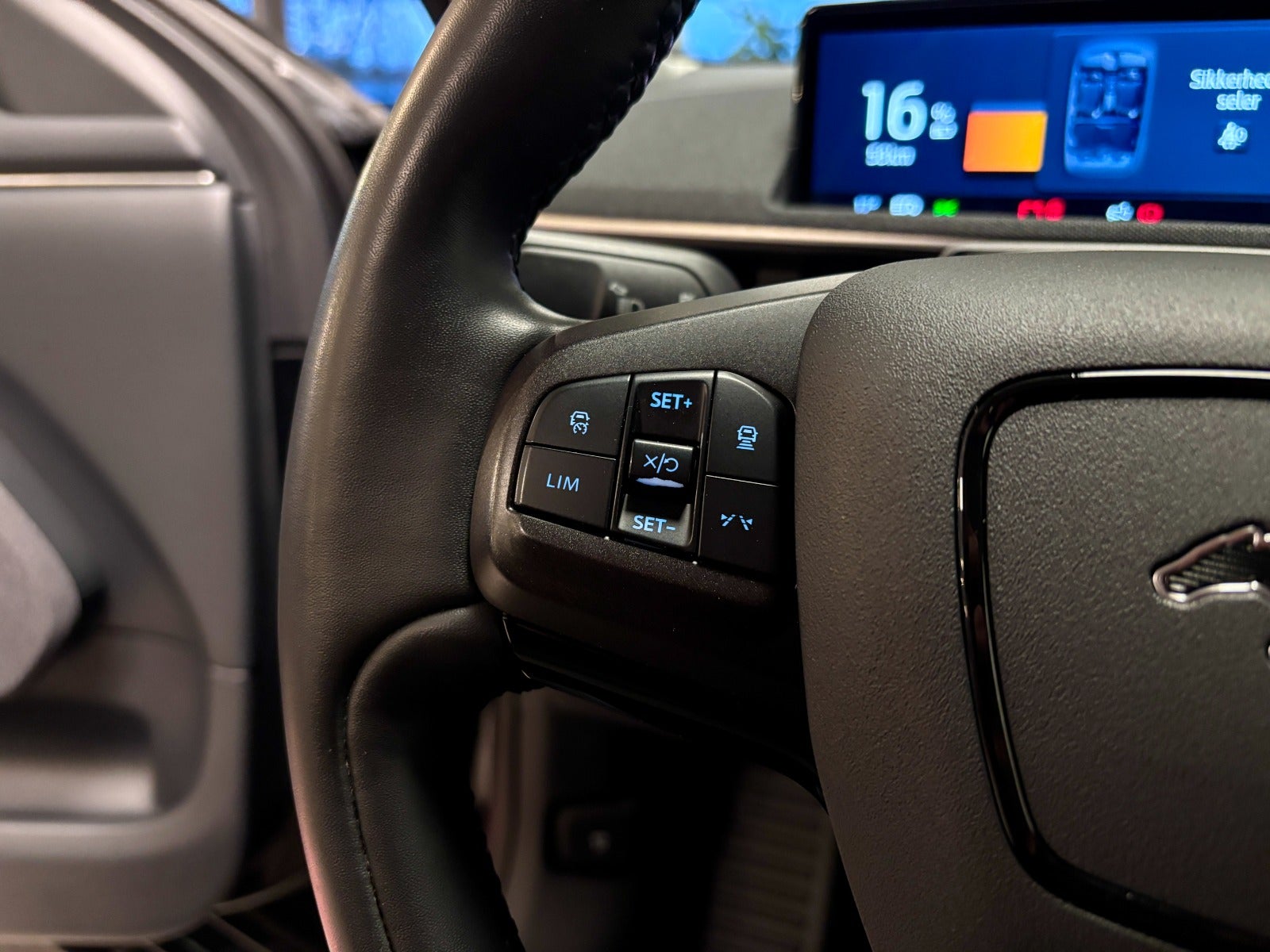 Ford Mustang Mach-E Premium Extended Range