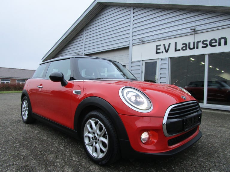 MINI Cooper Essential