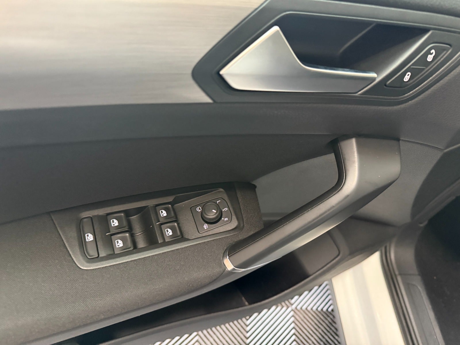 VW Touran TDi 150 Comfortline DSG Van