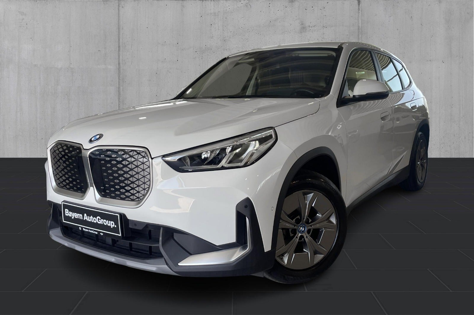 BMW iX1 eDrive20 X-Line