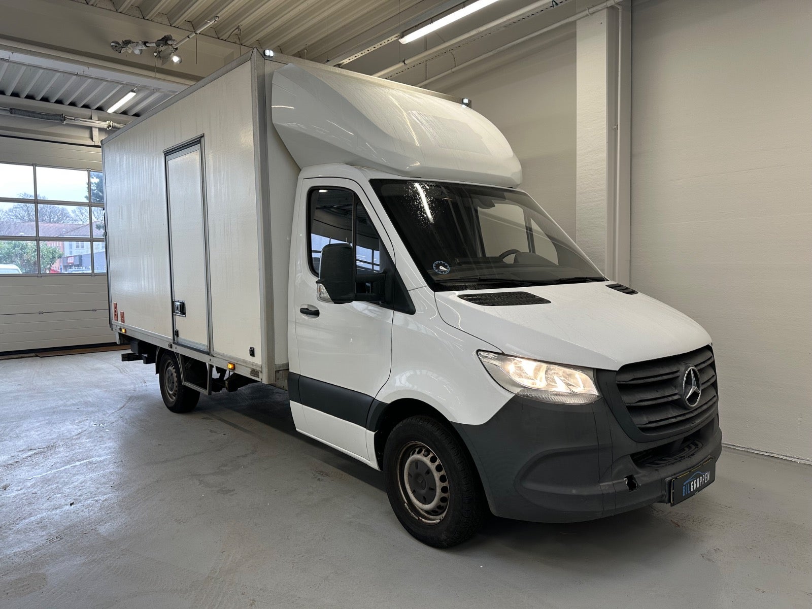 Billede af Mercedes Sprinter 314 2,2 CDi Alukasse m/lift aut. FWD