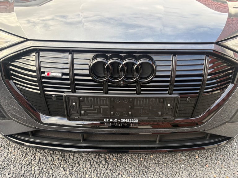 Audi e-tron S-line Prestige quattro