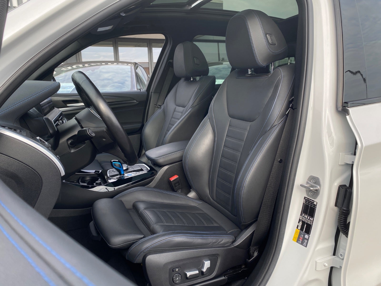 Billede af BMW iX3  Charged Plus M-Sport