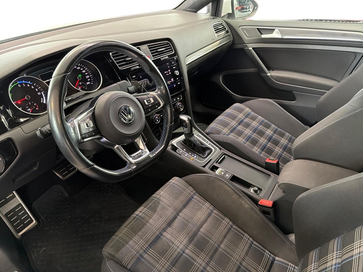 VW Golf VII GTE DSG billede 3