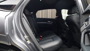 Audi e-tron S-line Sportback quattro
