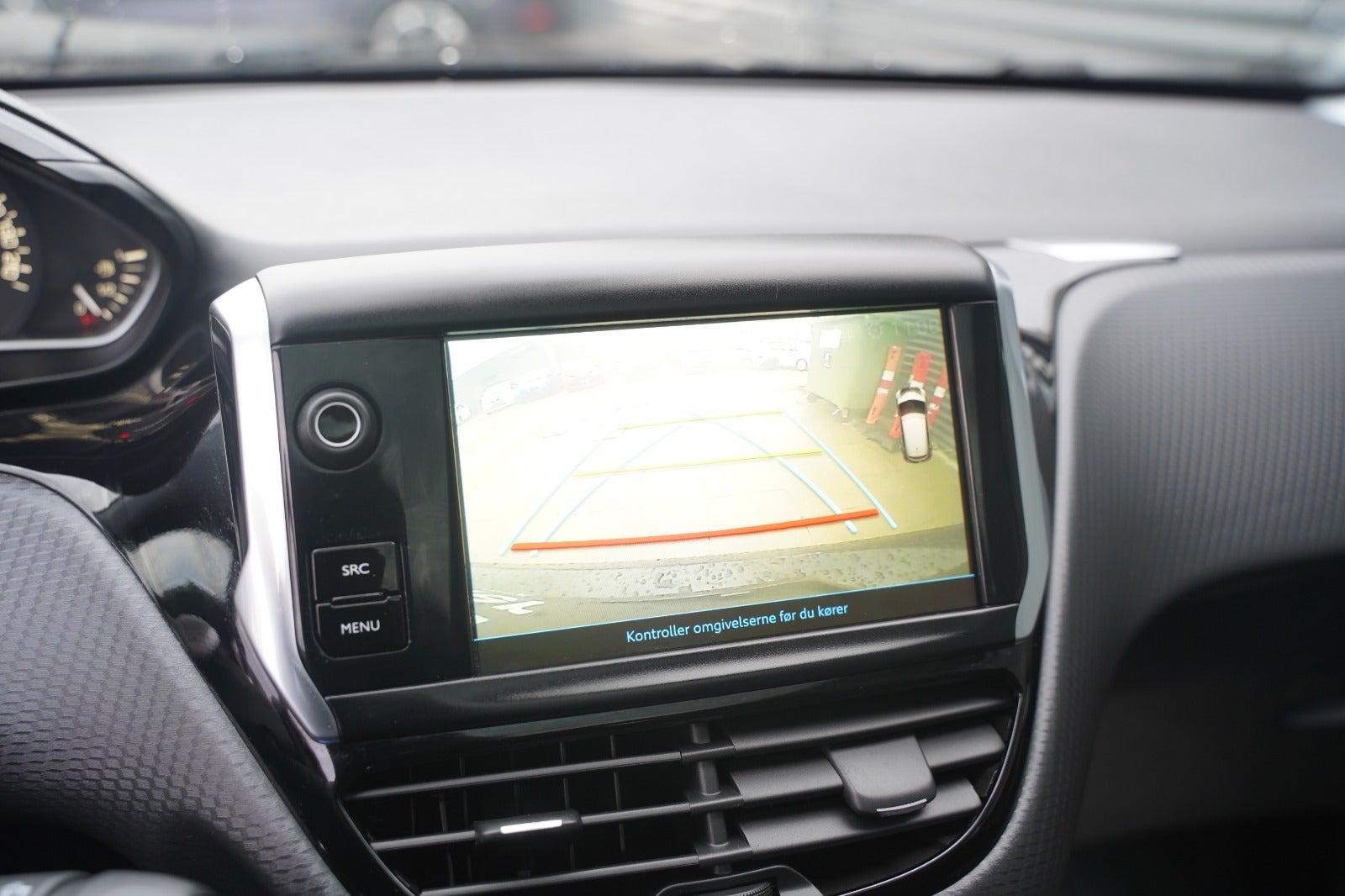 Billede af Peugeot 208 1,5 BlueHDi 100 Prestige Sky