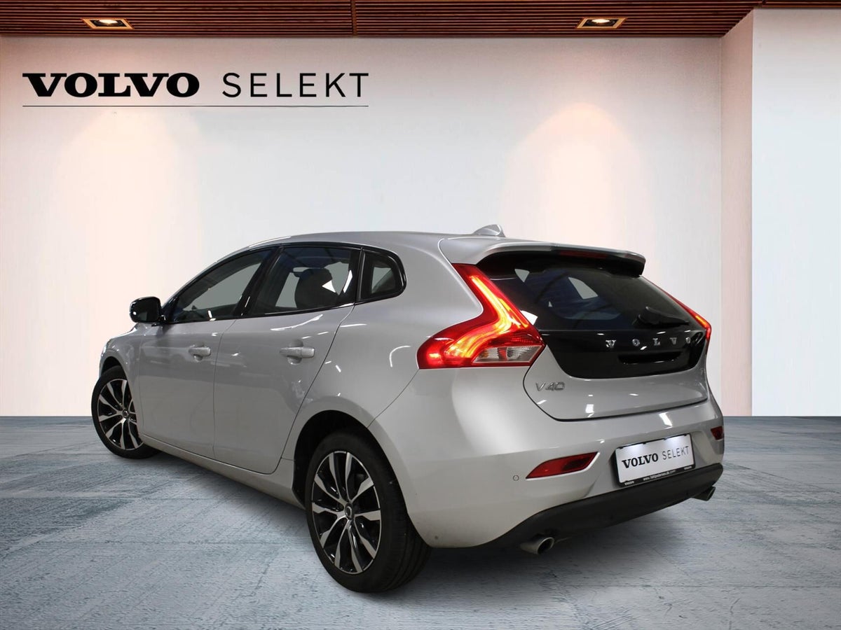 Volvo V40 T3 152 Momentum aut. billede 3