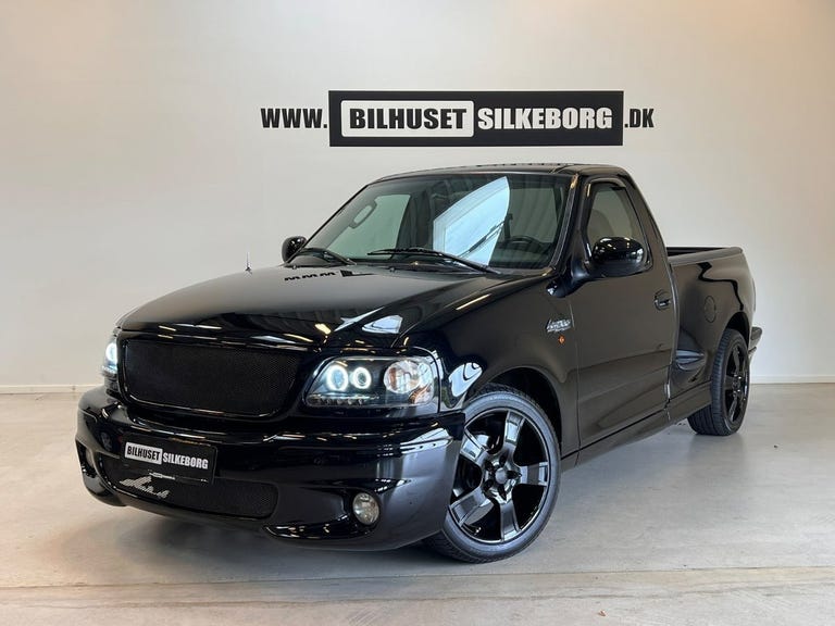 Ford F-150 SVT Lightning aut.