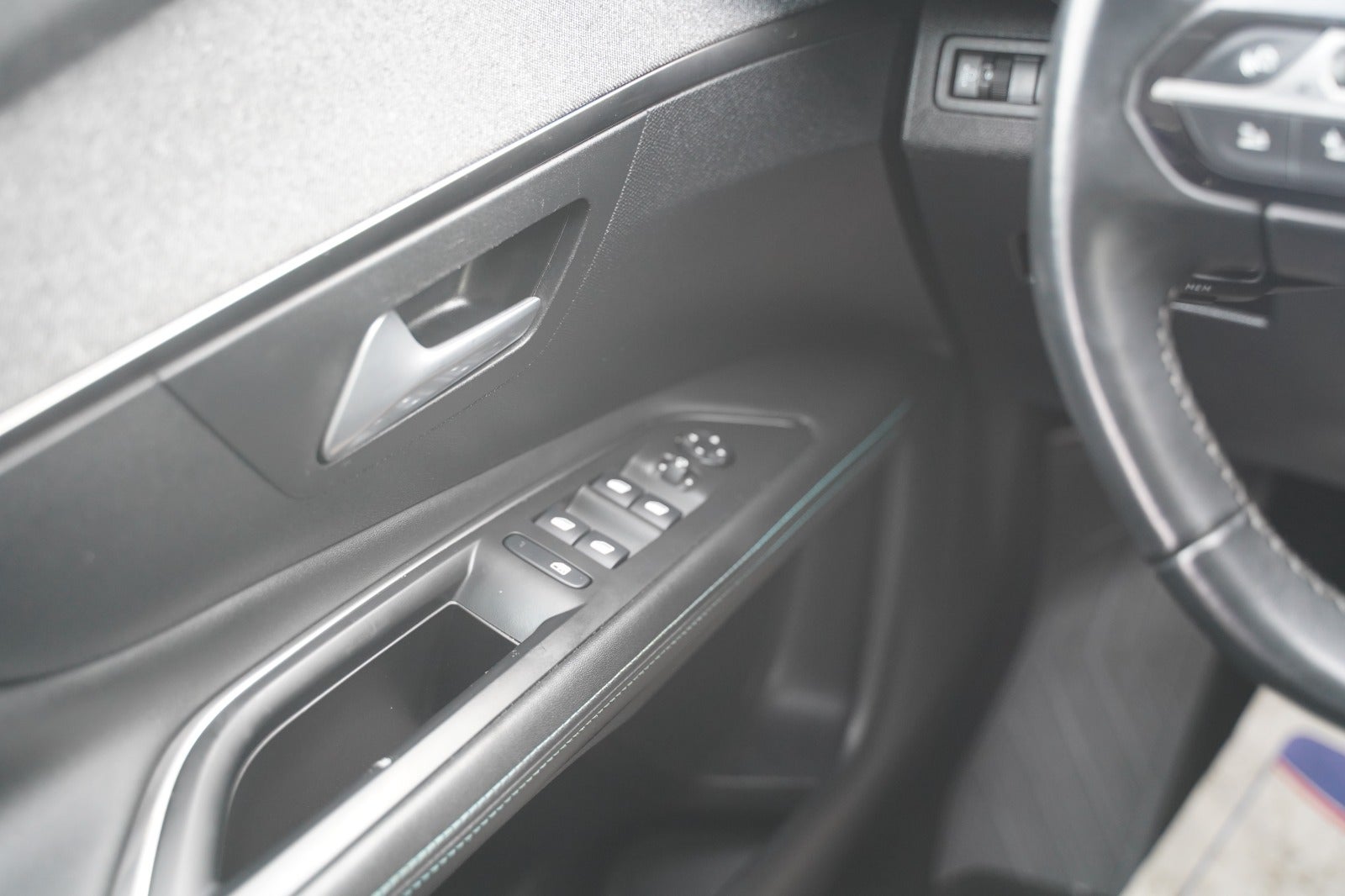 Billede af Peugeot 3008 1,6 Hybrid4 Allure Pack Limited EAT8