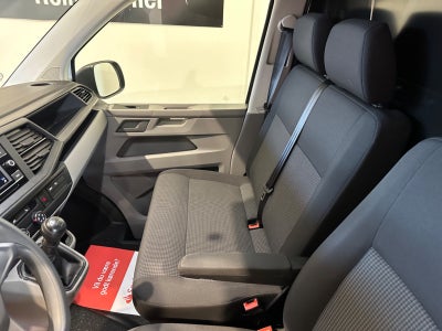 VW Transporter TDi 110 Kassevogn lang