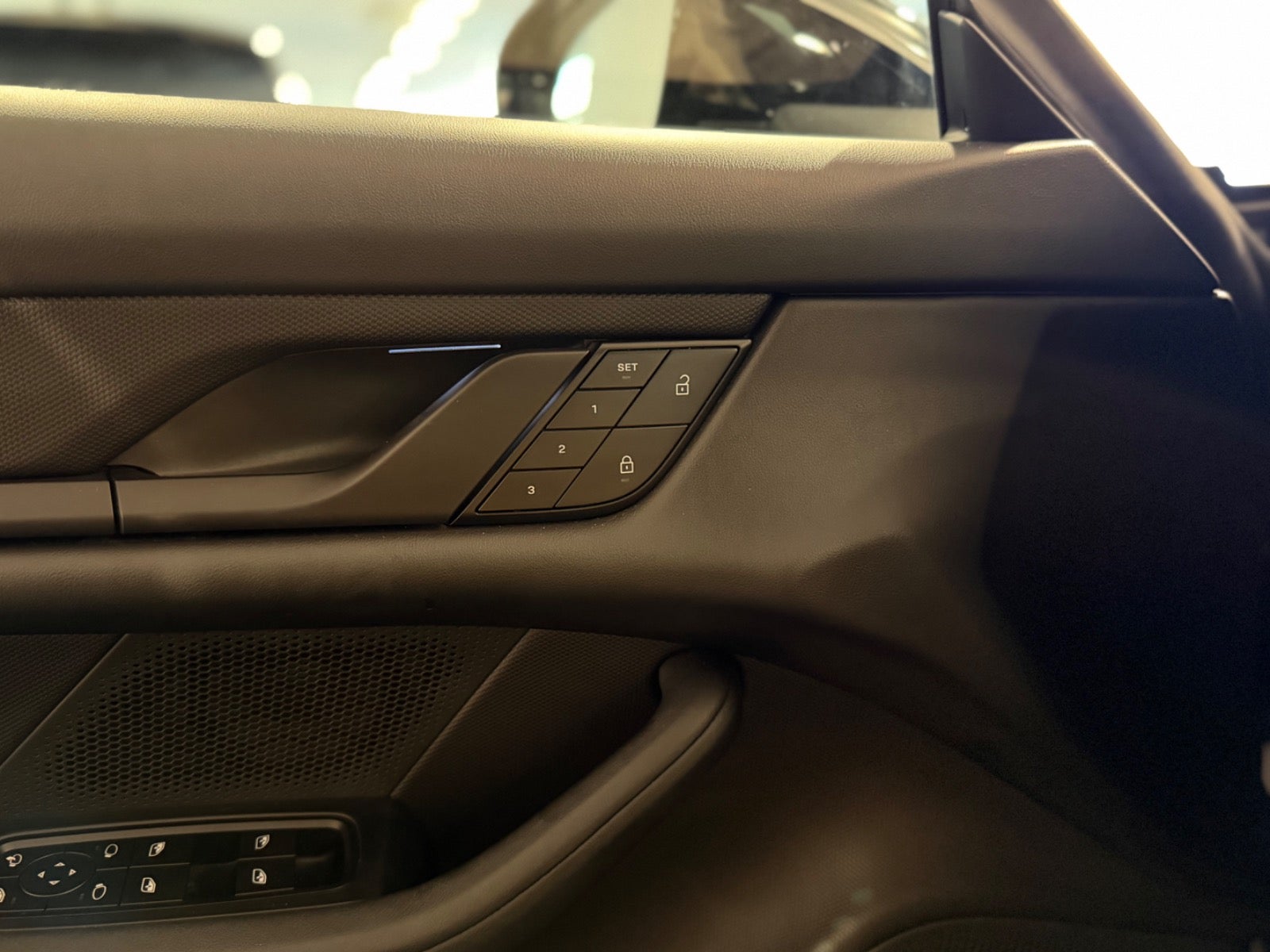 Porsche – Taycan 4S
