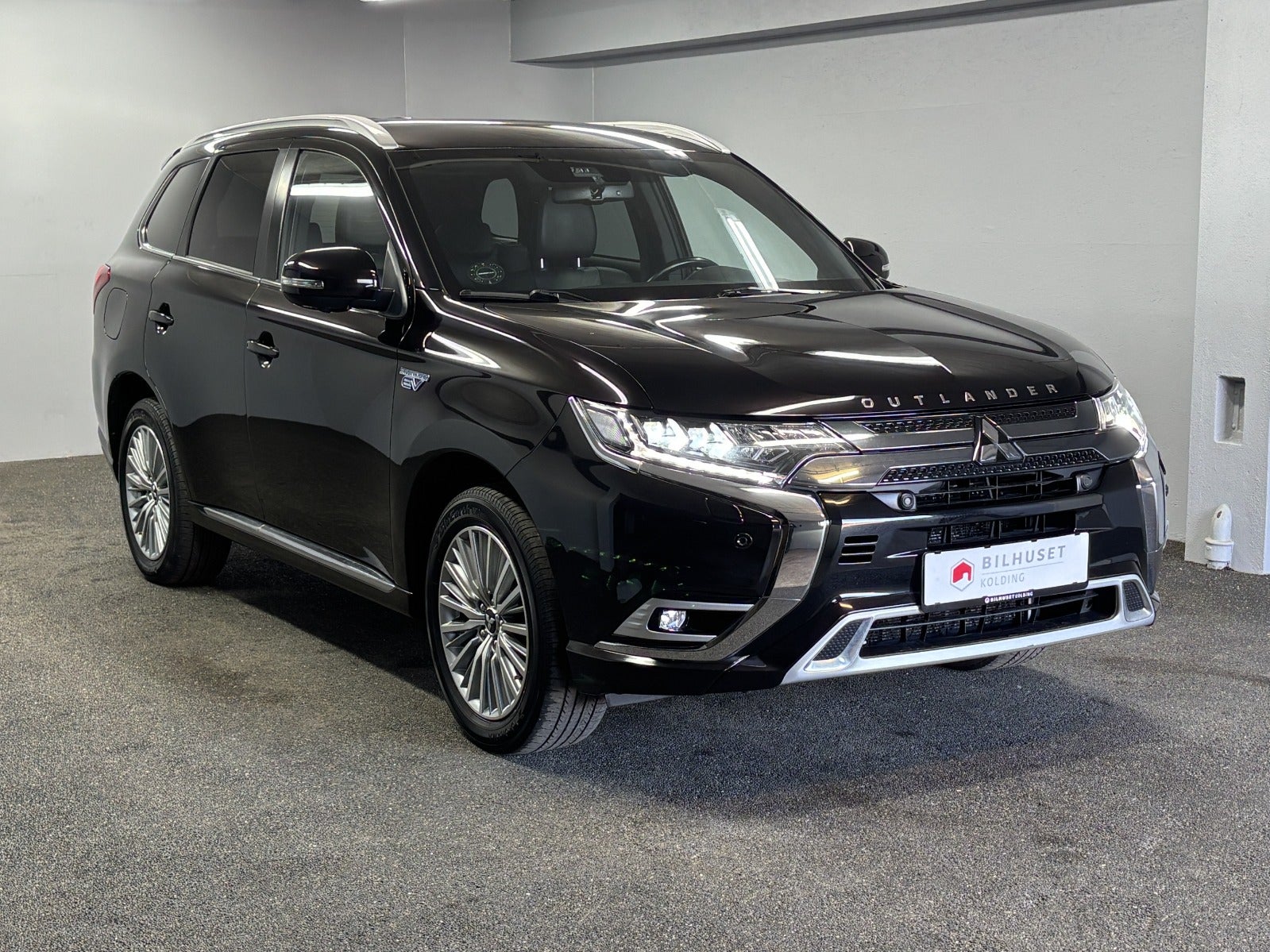 Billede af Mitsubishi Outlander 2,4 PHEV Instyle CVT 4WD