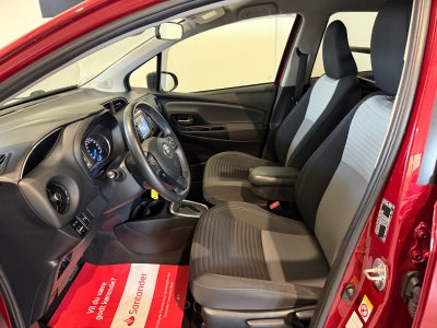 Toyota Yaris Hybrid H2 Exclusive e-CVT Van