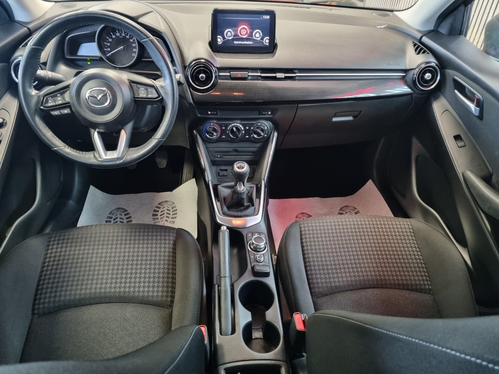 Mazda 2 2019