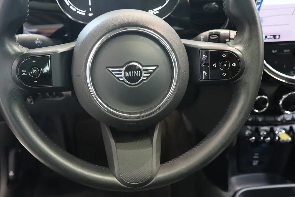 MINI Cooper SE Camden Edition