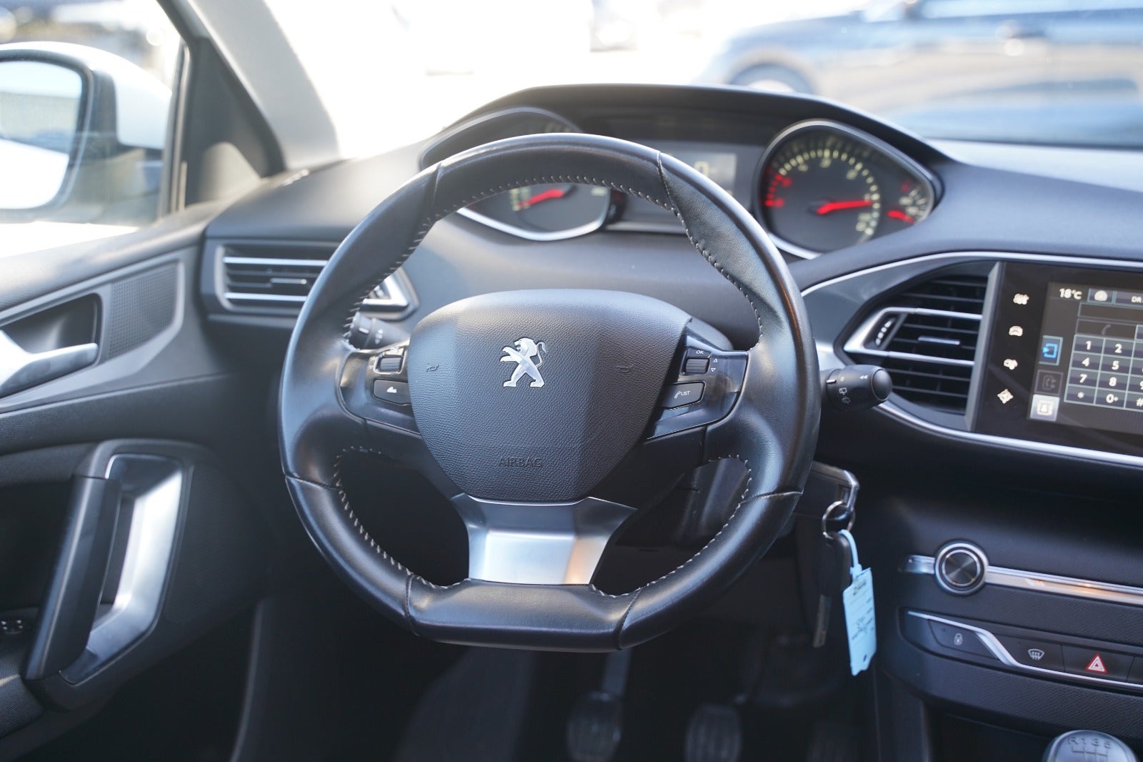 Billede af Peugeot 308 1,6 BlueHDi 120 Collection SW
