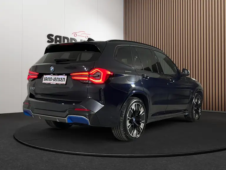 BMW iX3 Charged Plus M-Sport