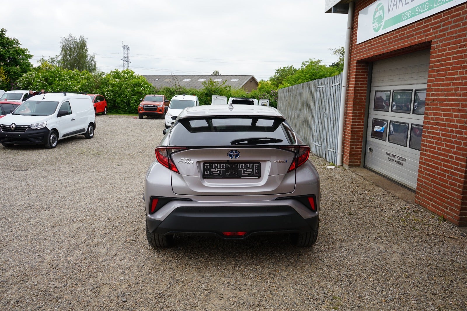 Billede af Toyota C-HR 1,8 Hybrid C-ENTER CVT Van
