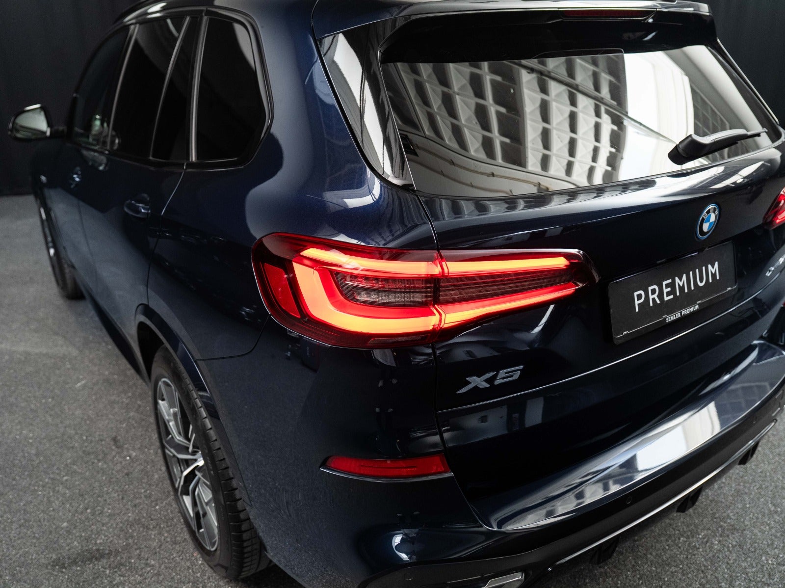 Gallery image 6 of 11