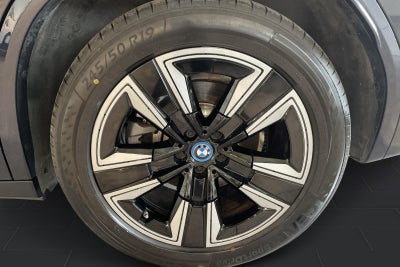 BMW iX3 Charged M-Sport